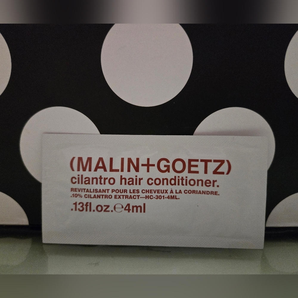 10/$25✨️M + G Conditioner Sample✨️
